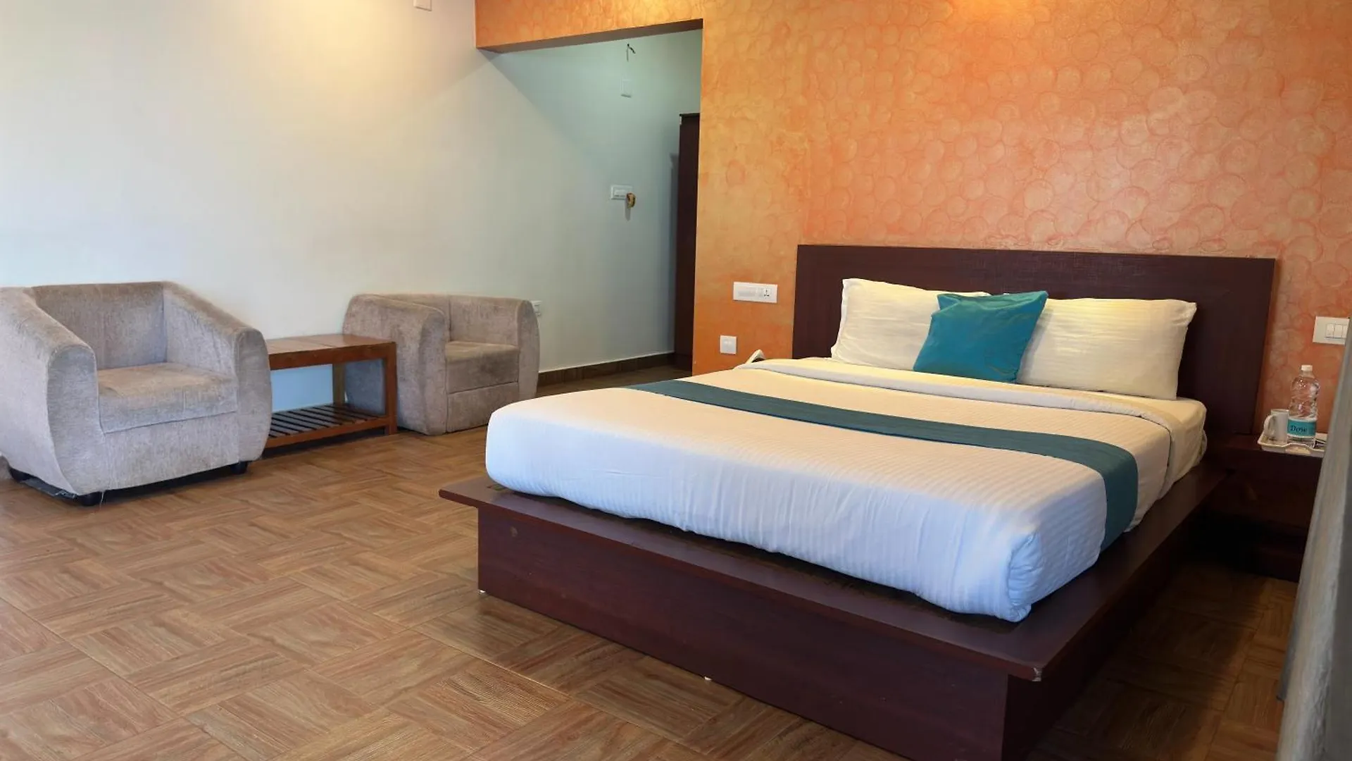 Misty Dam Wayanad Premium Resort With Banasura Dam View Padinjarathara